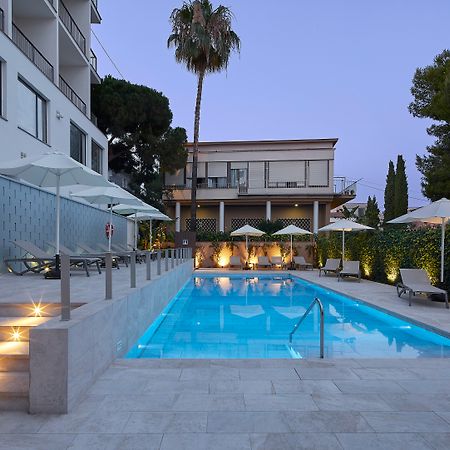 Nuria Hotel Tarragona Bagian luar foto